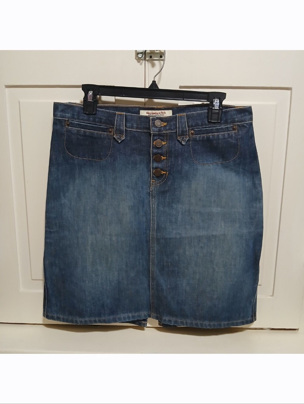 Abercrombie & Fitch Women's Size 6 Blue Denim Button Front Skirt Y2K? *READ*